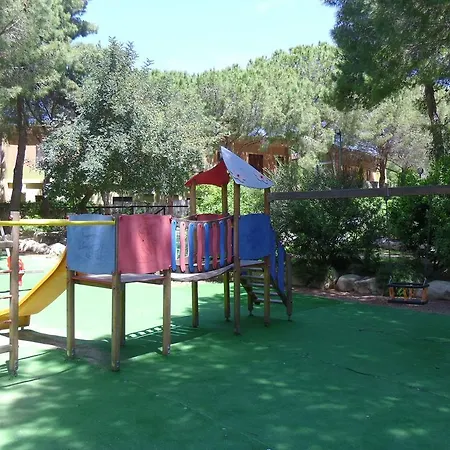 Pinus Village *