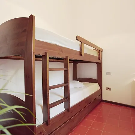Pinus Village Apartment *